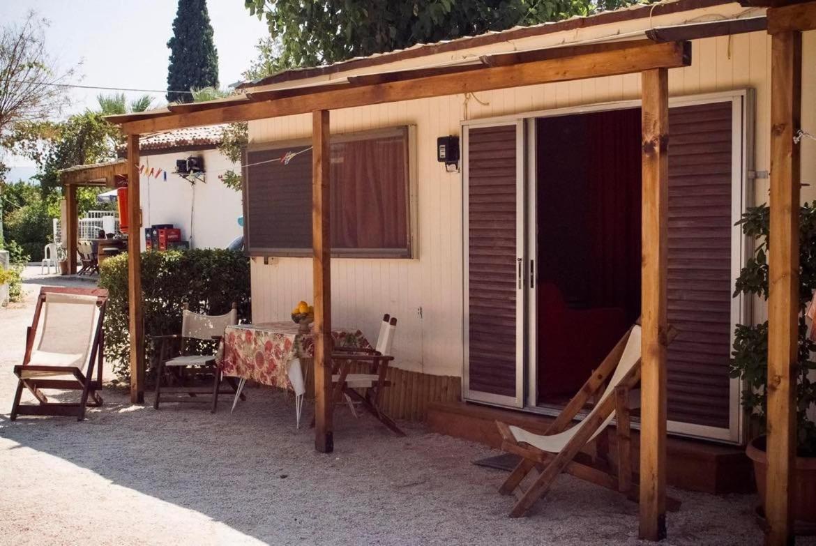 Xenicamp & Bungalows Tolo Exterior photo